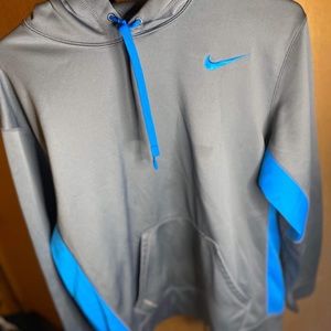 Nike thermafit hoodie